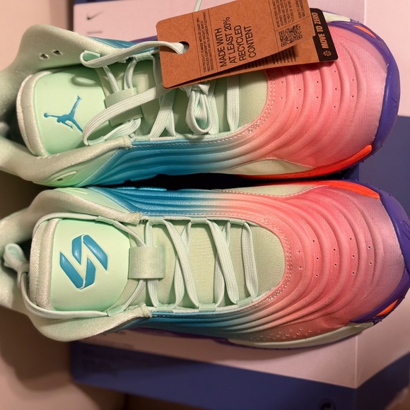 Jordan Luca 3 - Picture 4 of 4